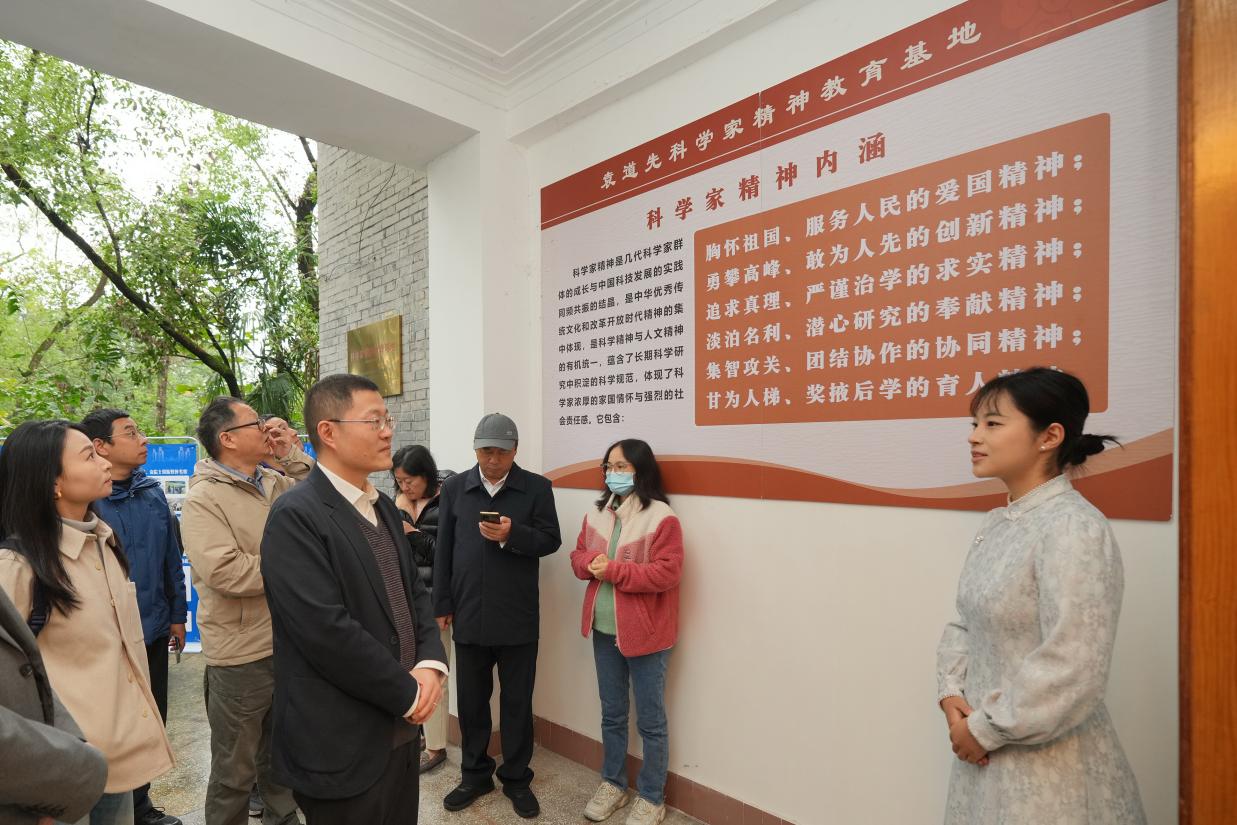 文件名稱:image5.jpeg原圖大小:NaNGB