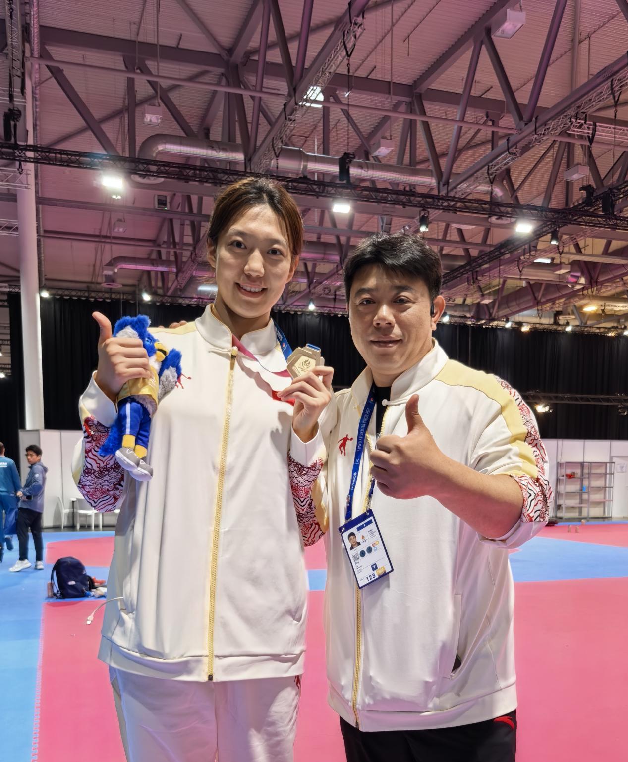 文件名稱:1541a.jpg原圖大小:NaNGB