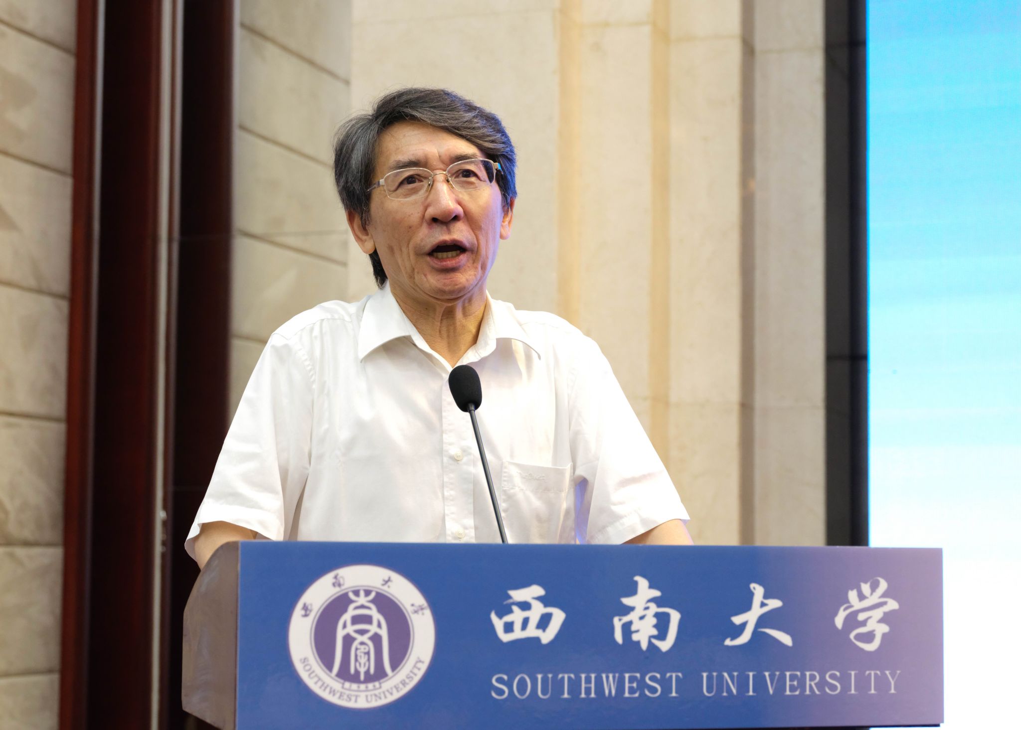 文件名稱:薛其坤.jpg原圖大小:3.78MB